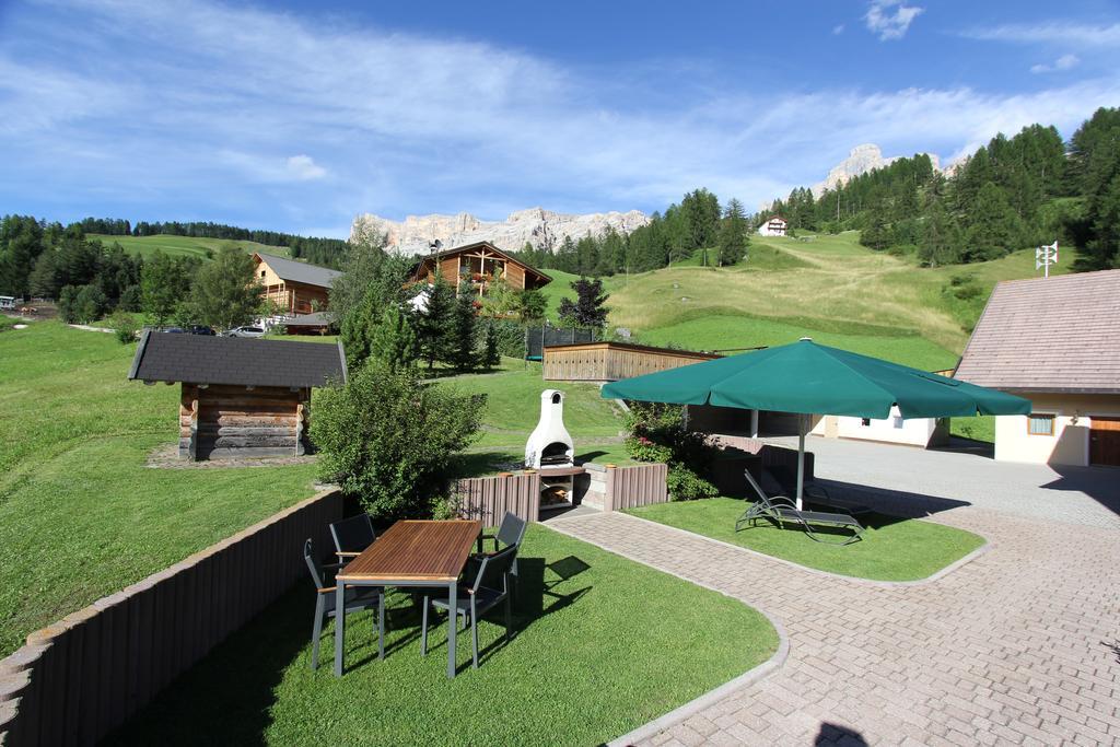 Taela Apartments San Cassiano  Esterno foto
