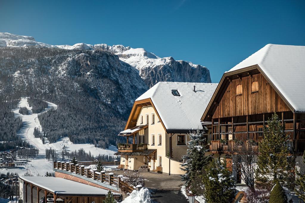 Taela Apartments San Cassiano  Esterno foto