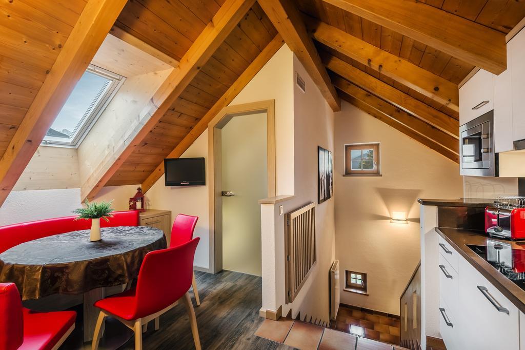 Taela Apartments San Cassiano  Esterno foto